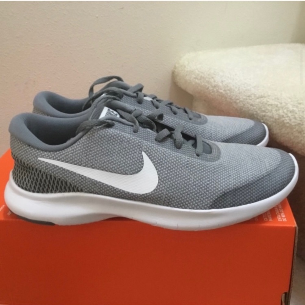 Nike Flex Experience Running shoe